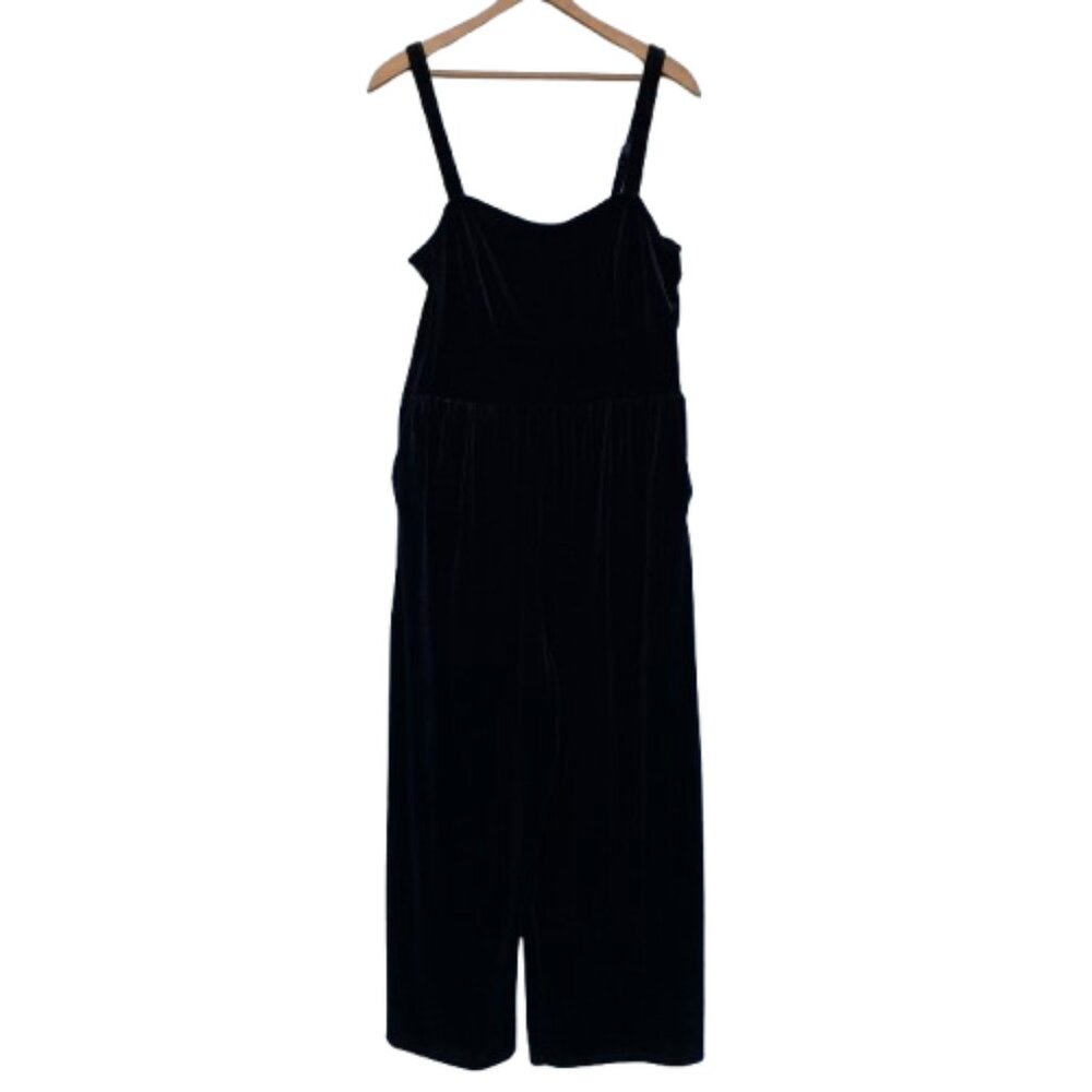 Old Navy Black Velvet NWT Jumpsuit Wide Legs Fit and Flare Cami Stretch, Large